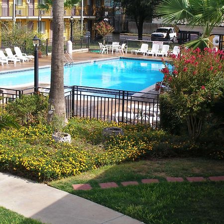 Americas Best Value Inn Laredo Faciliteter billede