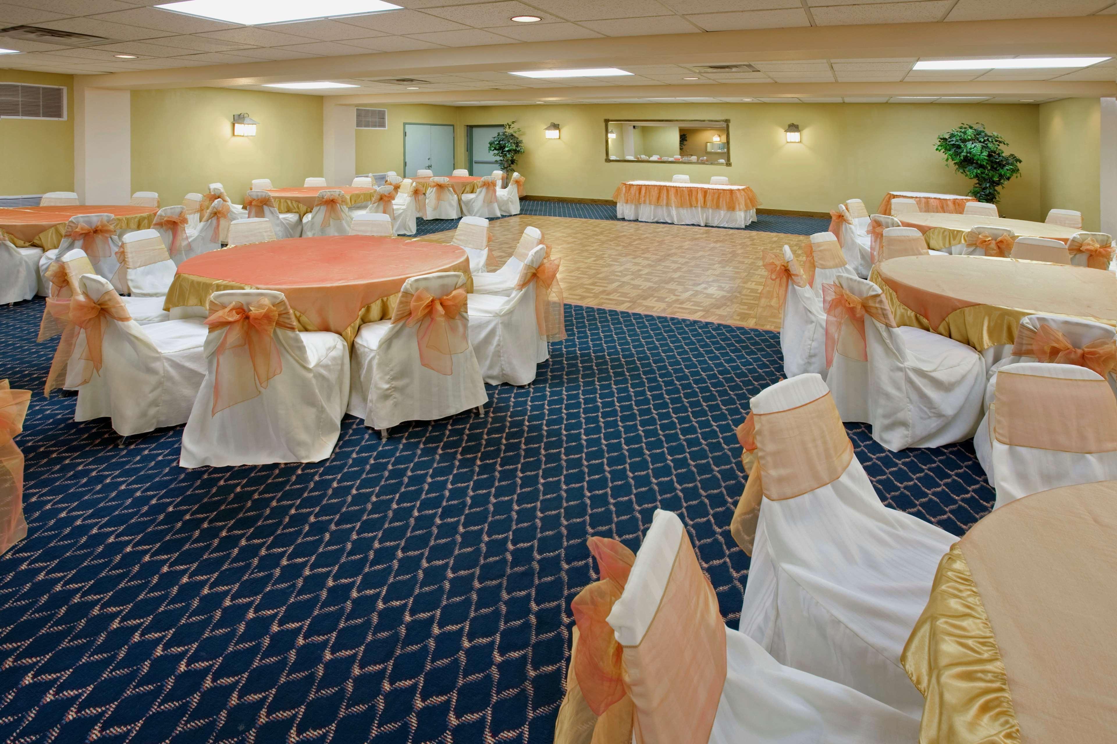 Americas Best Value Inn Laredo Restaurant billede