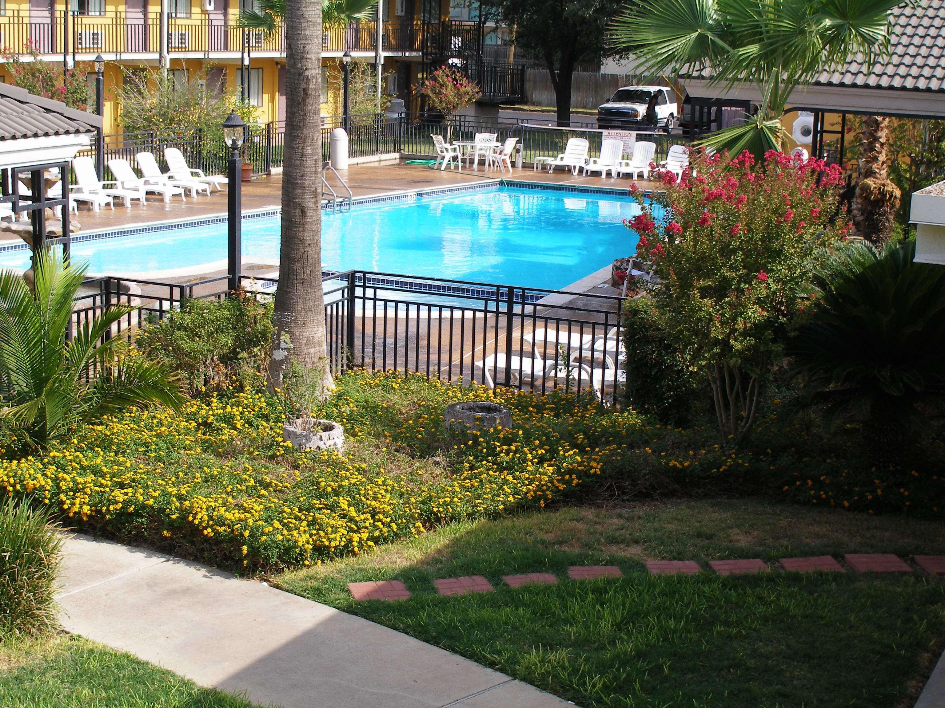 Americas Best Value Inn Laredo Faciliteter billede