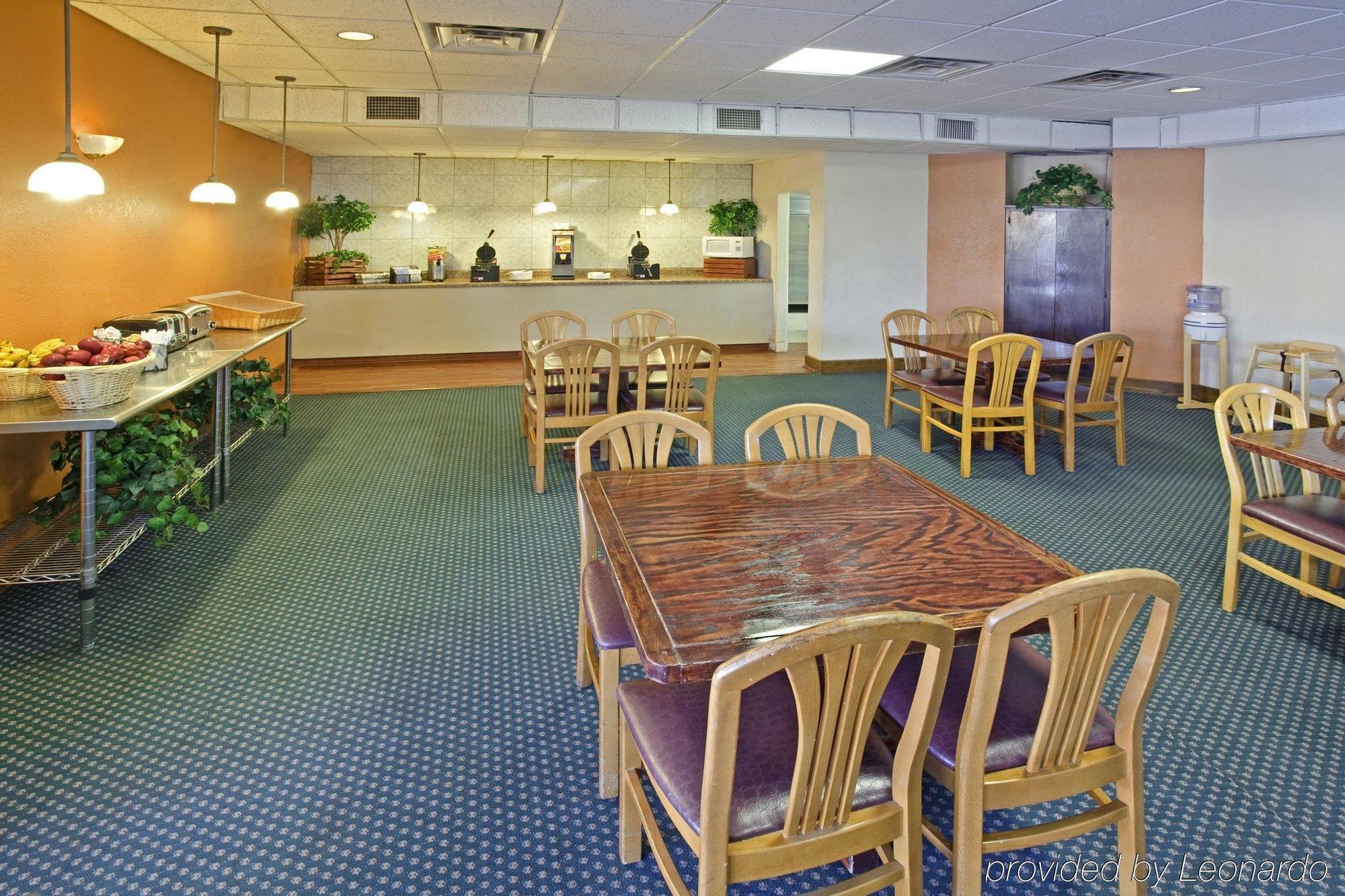 Americas Best Value Inn Laredo Restaurant billede
