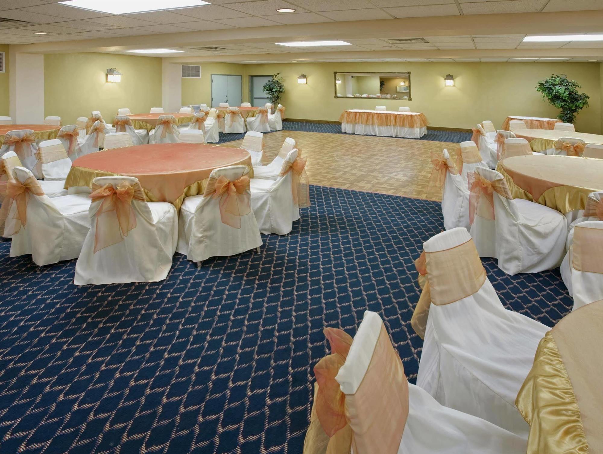Americas Best Value Inn Laredo Eksteriør billede