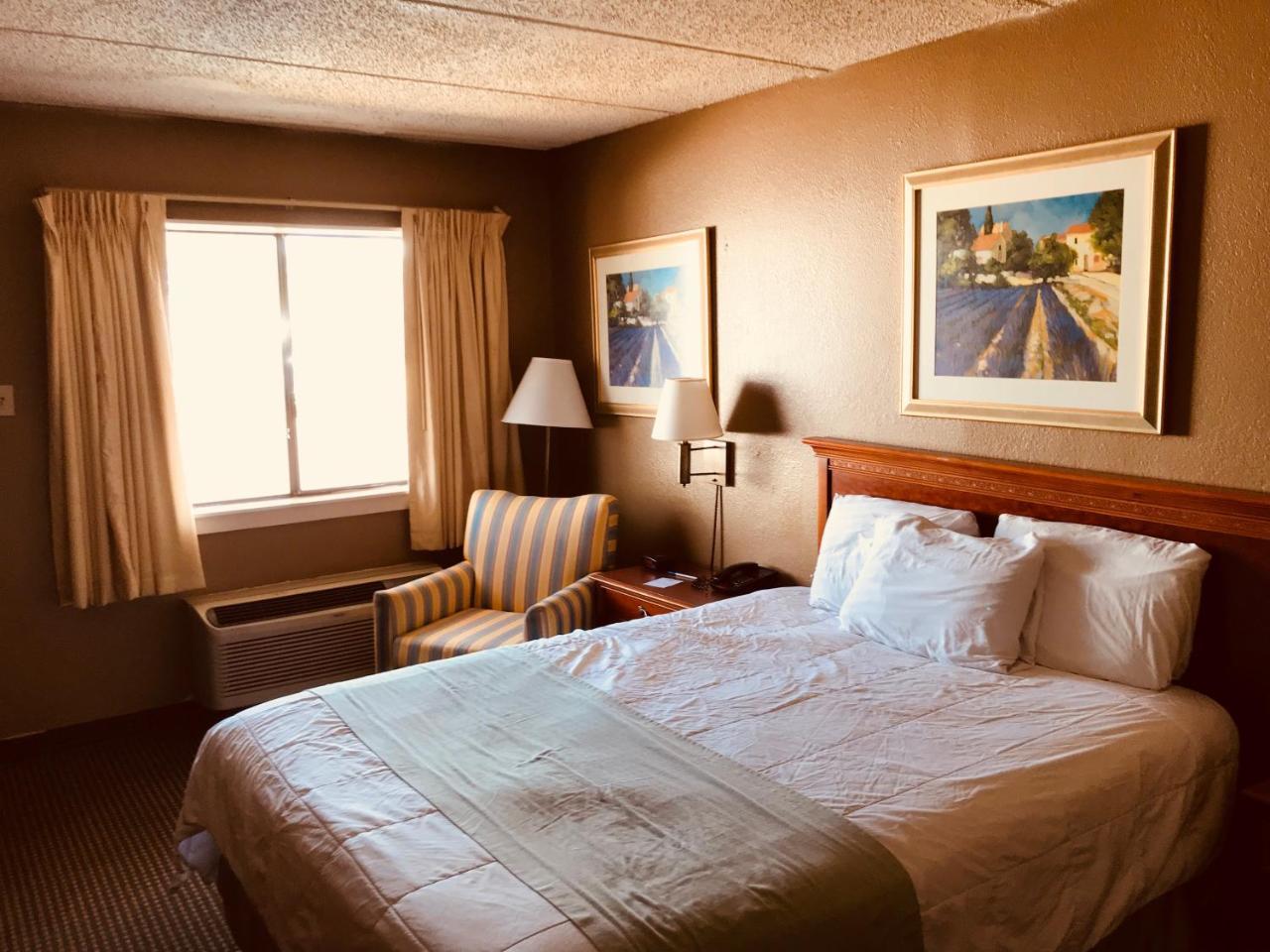 Americas Best Value Inn Laredo Eksteriør billede